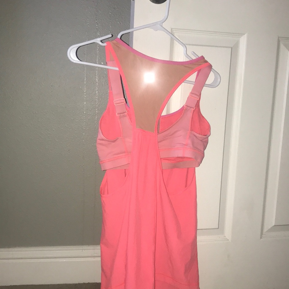 Hot pink RAZOR BACK lULU Tank💞